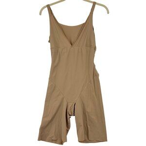 Maidenform Bodysuit Shaper Womens‎ Size L Nude Beige Body Briefer Smoother
